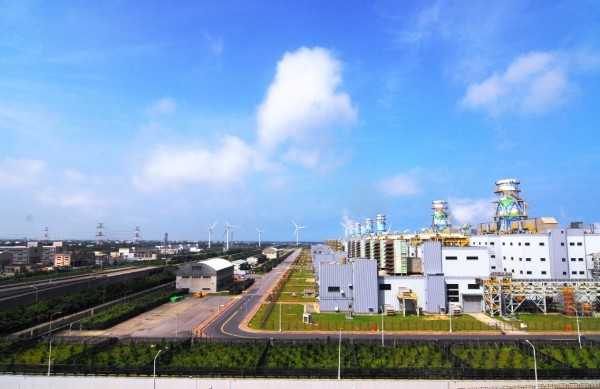 鋼鐵產業觀察：關稅不確定性升溫，鋼鐵股內銷盤價持平，對廠房投資與未來展望的啟示